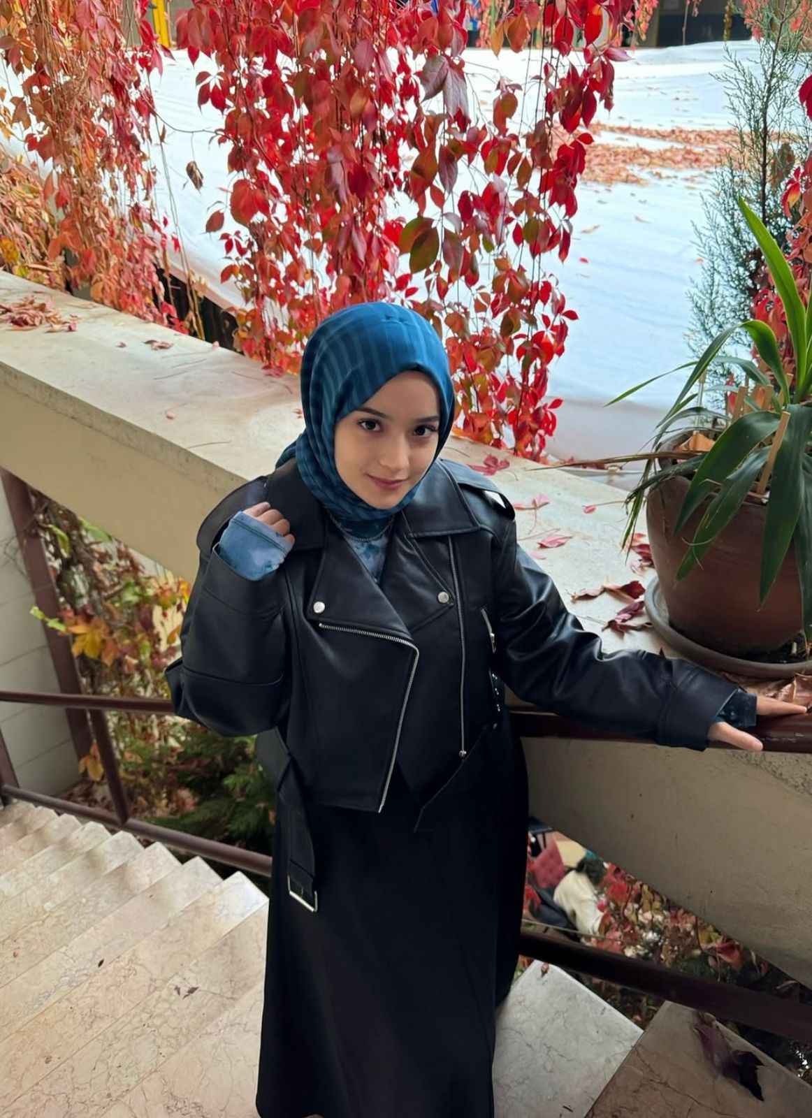 Hamamlı Kırgız Escort Amine