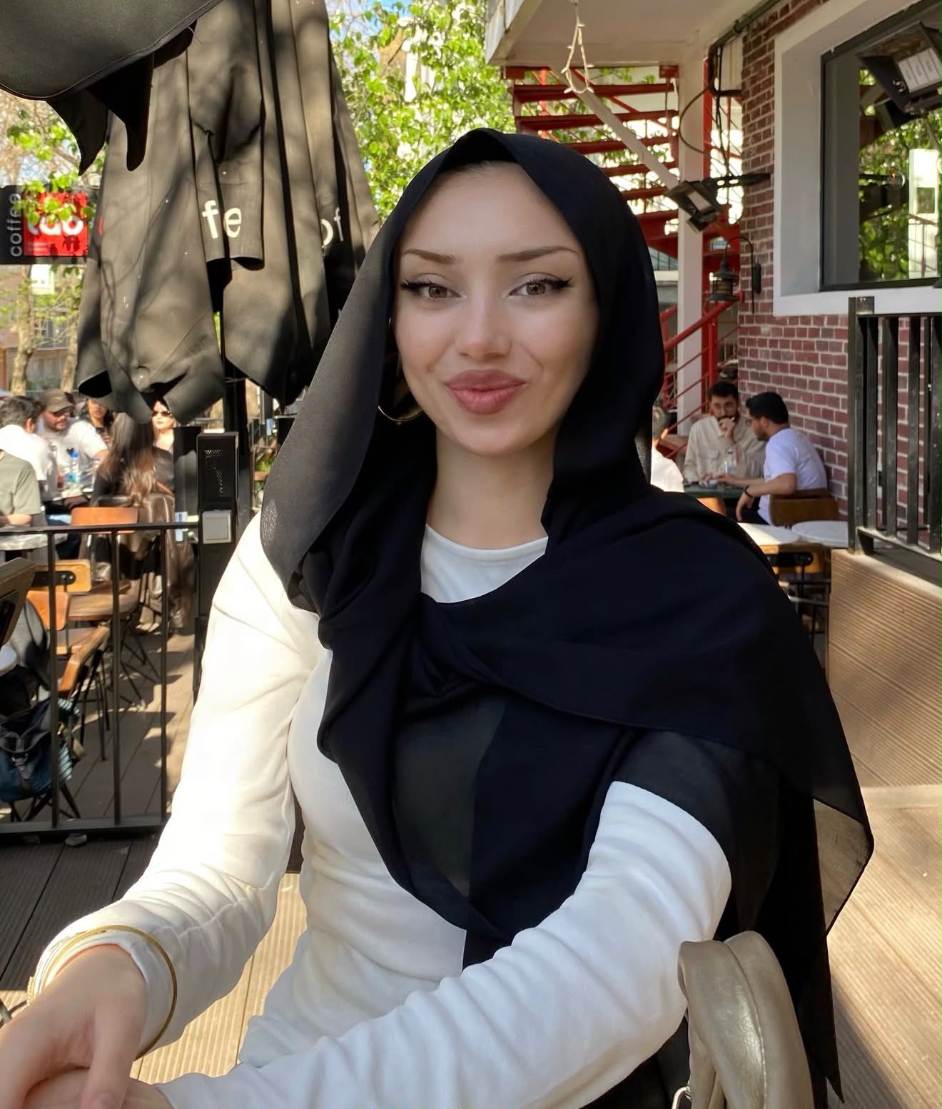 Nalınlar Genç Bayan Escort Bayan Hanzade